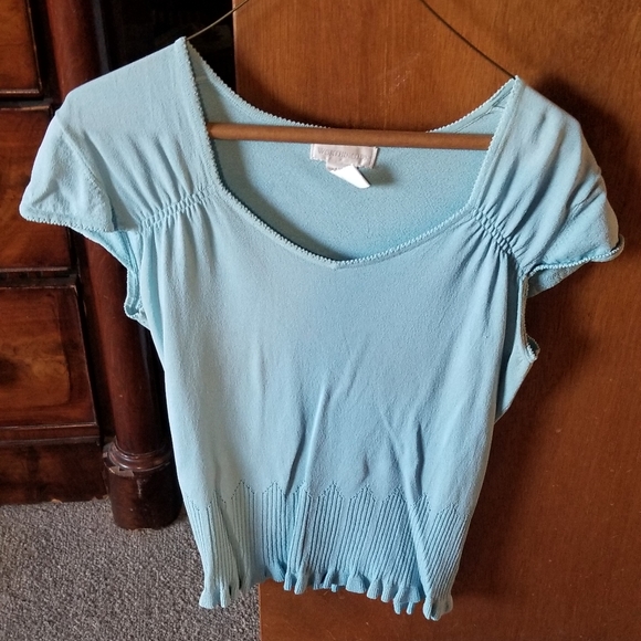 Top - Picture 3 of 3